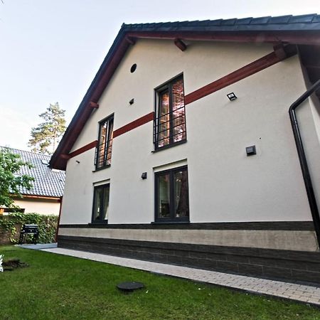 Daisy - Sunny Flowers Apartments Lukecin Exterior photo